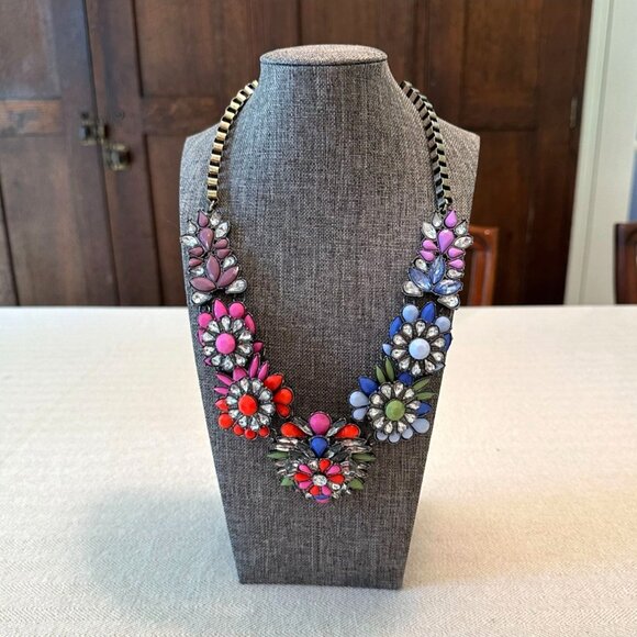 Estate Jewelry - Colorful Floral Statement Bib Necklace With Adjustable Chain & Multi-Gem Accents
